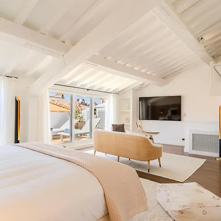 By Le Yaca Saint-Tropez