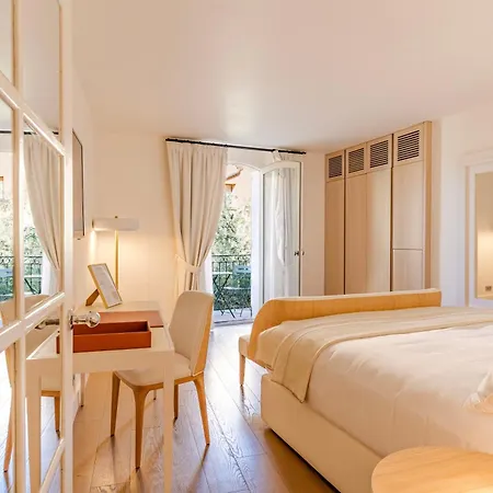 Aparthotel By Le Yaca