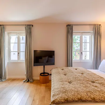 By Le Yaca Aparthotel Saint-Tropez