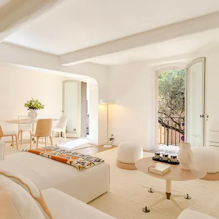 Aparthotel By Le Yaca *