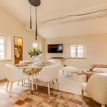 By Le Yaca Apartahotel Saint-Tropez